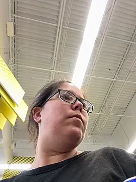 Snapshot of FreakNastyLacie chatting on 09/23/25, 07:39 FreakNastyLacie online show from 09/23/25, 07:39