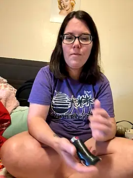 Snapshot of FreakNastyLacie chatting on 11/01/25, 08:55 FreakNastyLacie online show from 11/01/25, 08:55