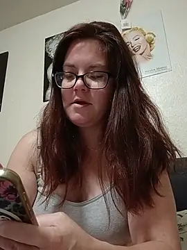 Snapshot of FreakNastyLacie chatting on 07/17/26, 01:29 FreakNastyLacie online show from 07/17/26, 01:29