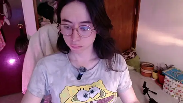 emily pearl  online show from 10/20/25, 09:59