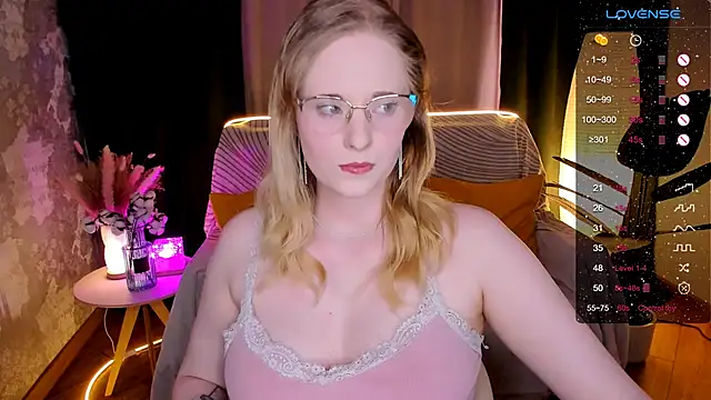 Snapshot of Aemilia_ chatting on 02/01/26, 08:24 Aemilia online show from 02/01/26, 08:24