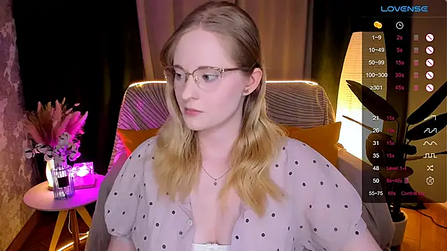 Snapshot of Aemilia_ chatting on 02/21/26, 08:48 Aemilia online show from 02/21/26, 08:48