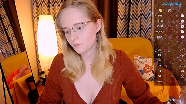 Snapshot of Aemilia_ chatting on 02/28/26, 08:15 Aemilia online show from 02/28/26, 08:15