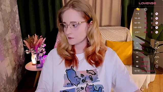 Snapshot of Aemilia_ chatting on 04/07/26, 08:48 Aemilia online show from 04/07/26, 08:48