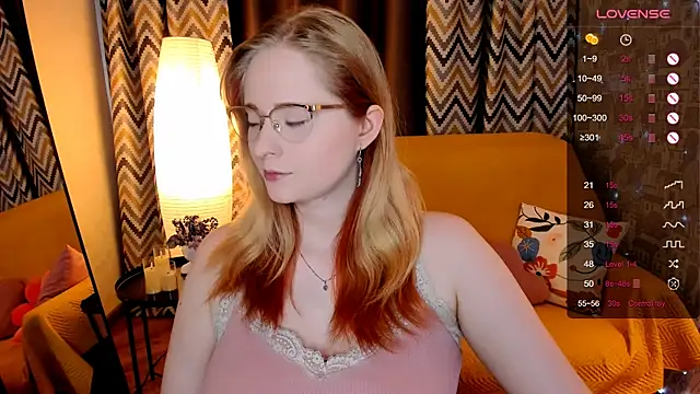 Snapshot of Aemilia_ chatting on 04/10/26, 08:30 Aemilia online show from 04/10/26, 08:30