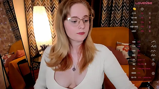 Aemilia  online show from 05/18/26, 08:31
