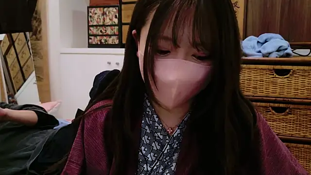 yuki-chi online show from 12/24/24, 02:54