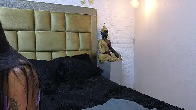 ximenawilliamss online show from 04/12/26, 02:33