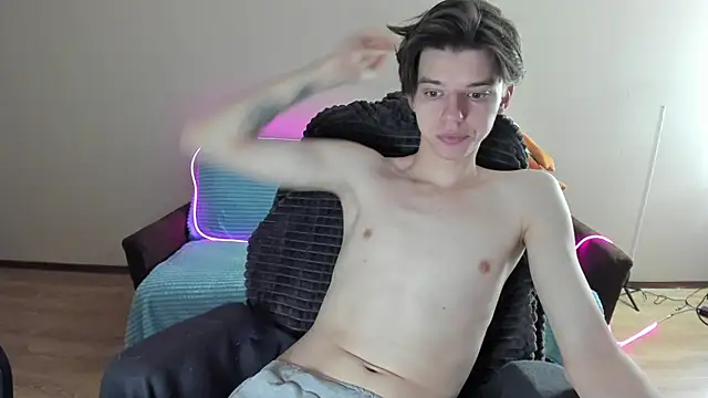 Liam sexy1 online show from 12/06/24, 04:47