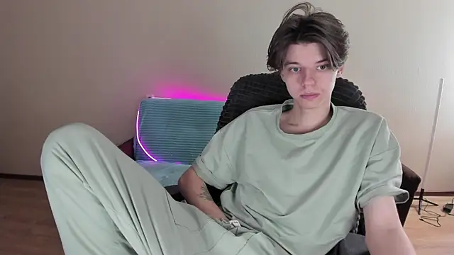 Liam sexy1 online show from 01/13/25, 04:50