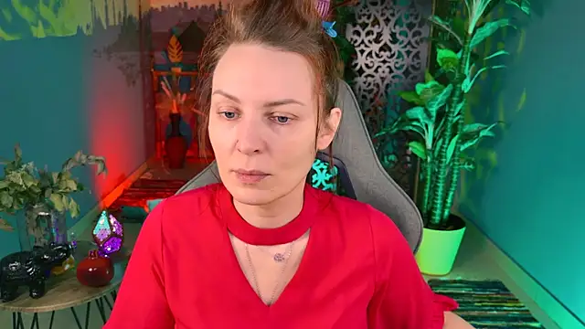 VandaRossi online show from 11/14/25, 09:52