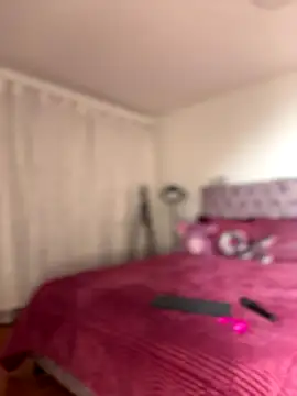 Snapshot of samantha_evans2 chatting on 09/22/25, 02:02 samantha evans2 online show from 09/22/25, 02:02