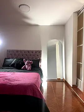 Snapshot of samantha_evans2 chatting on 11/08/25, 11:58 samantha evans2 online show from 11/08/25, 11:58