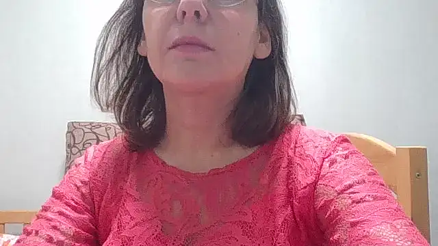 HollyJewel online show from 12/15/25, 03:27