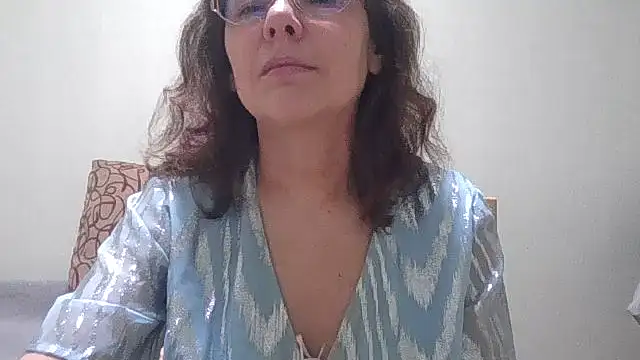 HollyJewel online show from 03/01/26, 05:48