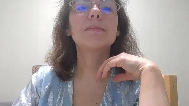 HollyJewel online show from 03/27/26, 04:51