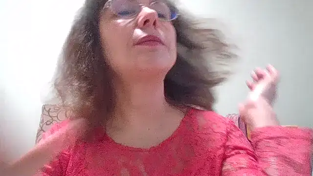 HollyJewel online show from 04/16/26, 04:19