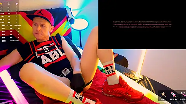 Snapshot of Fuc71 chatting on 09/14/25, 06:29 Fuc71 online show from 09/14/25, 06:29