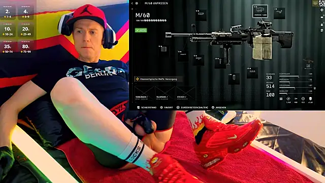 Snapshot of Fuc71 chatting on 10/26/25, 05:41 Fuc71 online show from 10/26/25, 05:41