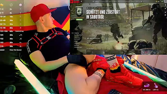 Snapshot of Fuc71 chatting on 11/19/25, 05:57 Fuc71 online show from 11/19/25, 05:57