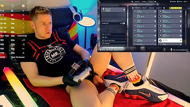 Snapshot of Fuc71 chatting on 02/24/26, 05:44 Fuc71 online show from 02/24/26, 05:44