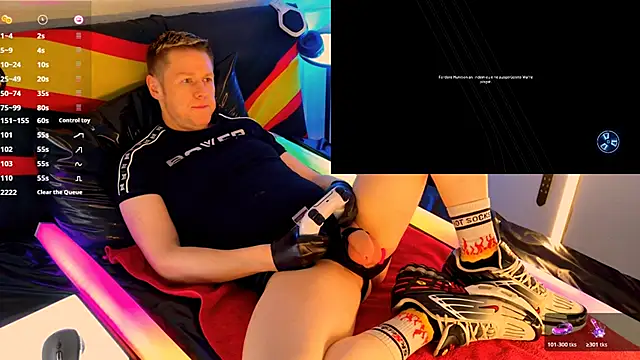 Snapshot of Fuc71 chatting on 03/01/26, 11:12 Fuc71 online show from 03/01/26, 11:12