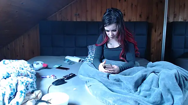 BoeseMoni1998 online show from 02/07/25, 09:58