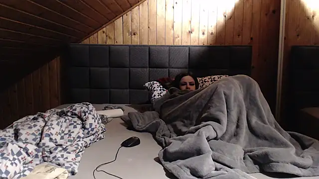 BoeseMoni1998 online show from 02/09/25, 09:06