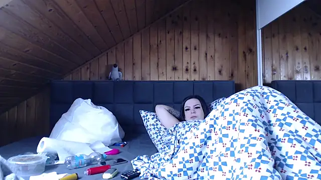 BoeseMoni1998 online show from 09/09/25, 09:53