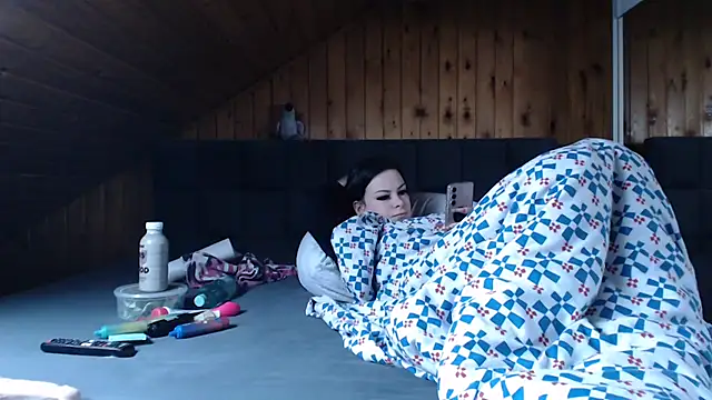 BoeseMoni1998 online show from 11/01/25, 08:49