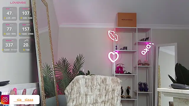 Snapshot of ArianaArianna chatting on 02/28/26, 09:43 ArianaArianna online show from 02/28/26, 09:43