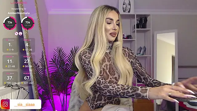 Snapshot of ArianaArianna chatting on 04/16/26, 05:14 ArianaArianna online show from 04/16/26, 05:14