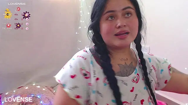 PamelaDoouce online show from 01/18/25, 04:53