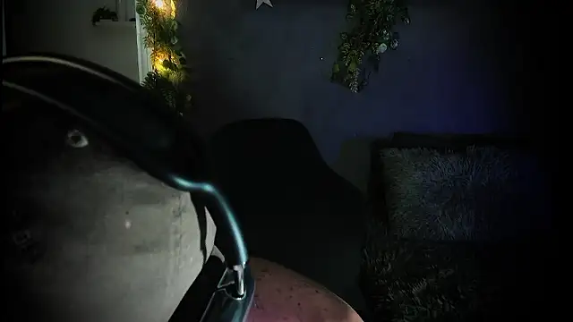 Snapshot of newjeff chatting on 03/04/26, 07:53 newjeff online show from 03/04/26, 07:53