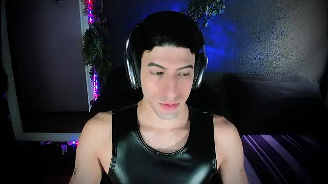 Snapshot of newjeff chatting on 03/11/26, 03:07 newjeff online show from 03/11/26, 03:07