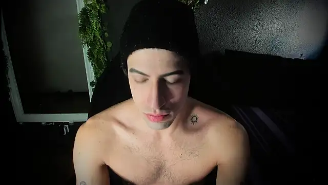 Snapshot of newjeff chatting on 03/13/26, 12:12 newjeff online show from 03/13/26, 12:12