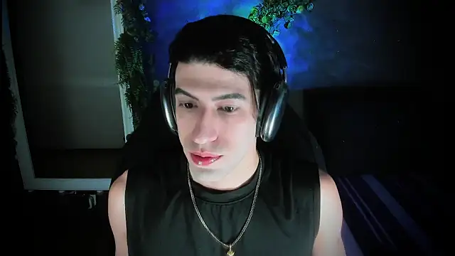 Snapshot of newjeff chatting on 03/15/26, 06:36 newjeff online show from 03/15/26, 06:36