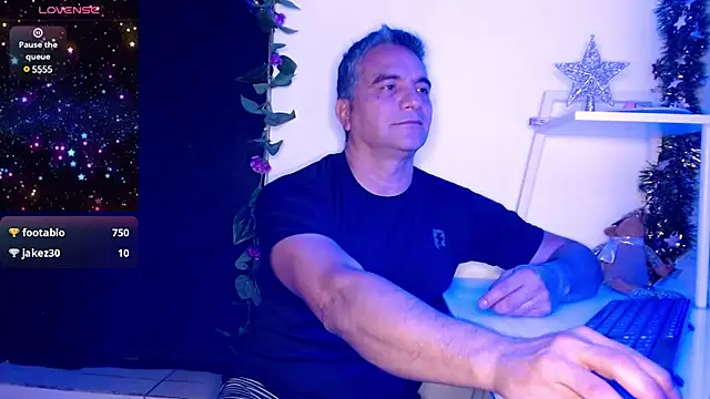 golden punisher online show from 12/20/24, 09:21