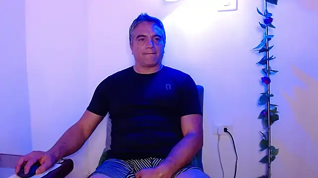 golden punisher online show from 02/24/25, 07:33