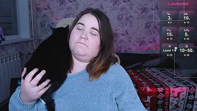 Estelle Hicks online show from 11/11/25, 06:19