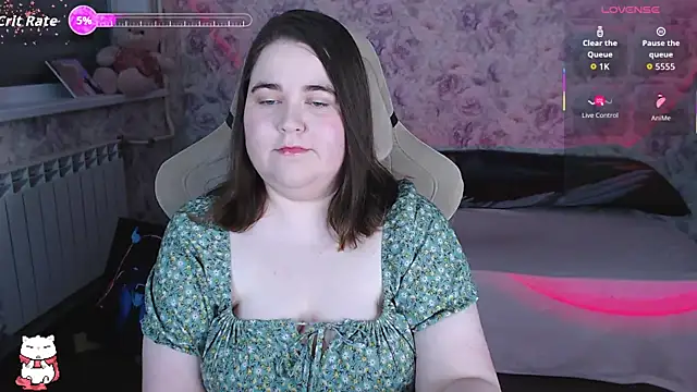 Snapshot of Estelle_Hicks chatting on 05/11/26, 07:00 Estelle Hicks online show from 05/11/26, 07:00