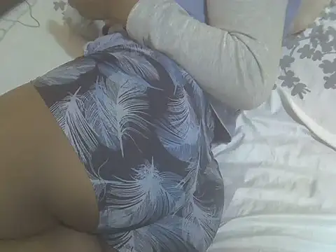 Snapshot of Sweet_crushy chatting on 10/04/25, 04:49 Sweet crushy online show from 10/04/25, 04:49