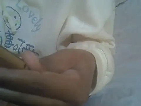 Snapshot of Sweet_crushy chatting on 12/03/25, 07:27 Sweet crushy online show from 12/03/25, 07:27