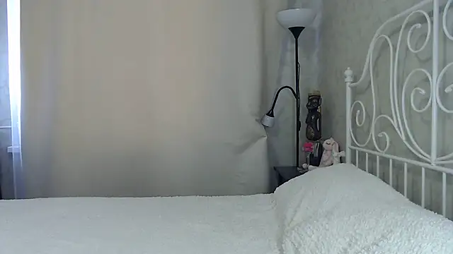 Snapshot of ShyEvaa chatting on 01/19/25, 10:17 ShyEvaa online show from 01/19/25, 10:17