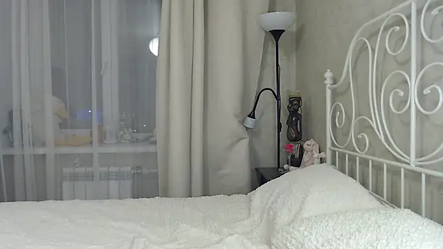 Snapshot of ShyEvaa chatting on 01/19/25, 01:22 ShyEvaa online show from 01/19/25, 01:22