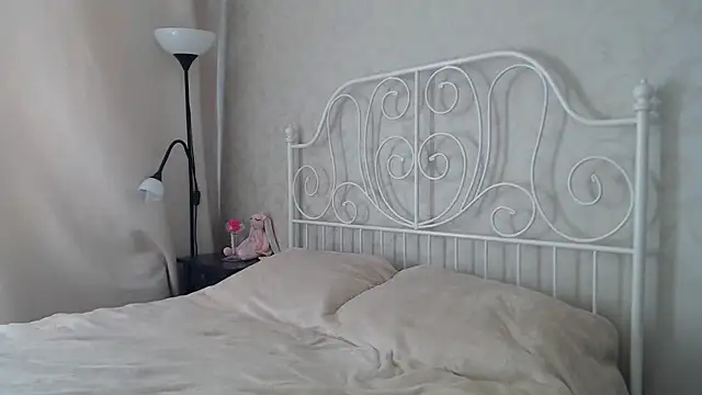 Snapshot of ShyEvaa chatting on 03/22/25, 07:57 ShyEvaa online show from 03/22/25, 07:57