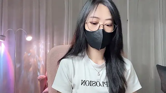  minji bae online show from 04/18/26, 03:05