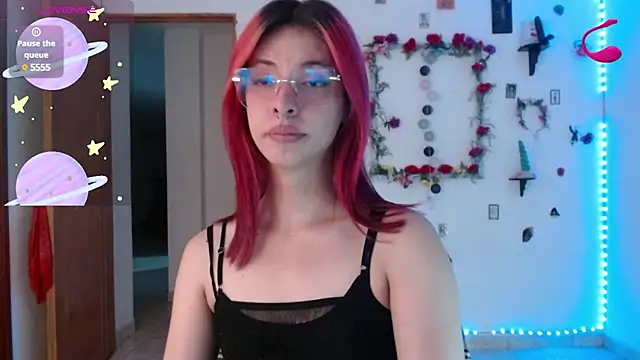 Snapshot of _GalyaX_ chatting on 02/13/25, 10:43  GalyaX  online show from 02/13/25, 10:43