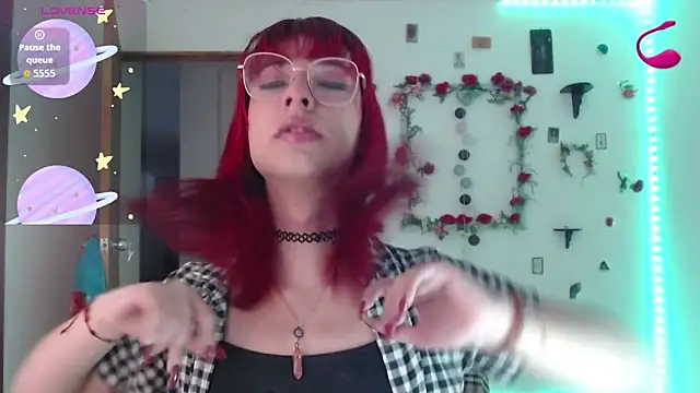 Snapshot of _GalyaX_ chatting on 10/20/25, 10:21  GalyaX  online show from 10/20/25, 10:21