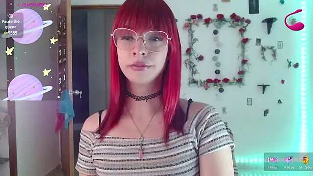 Snapshot of _GalyaX_ chatting on 11/14/25, 11:02 GalyaX online show from 11/14/25, 11:02